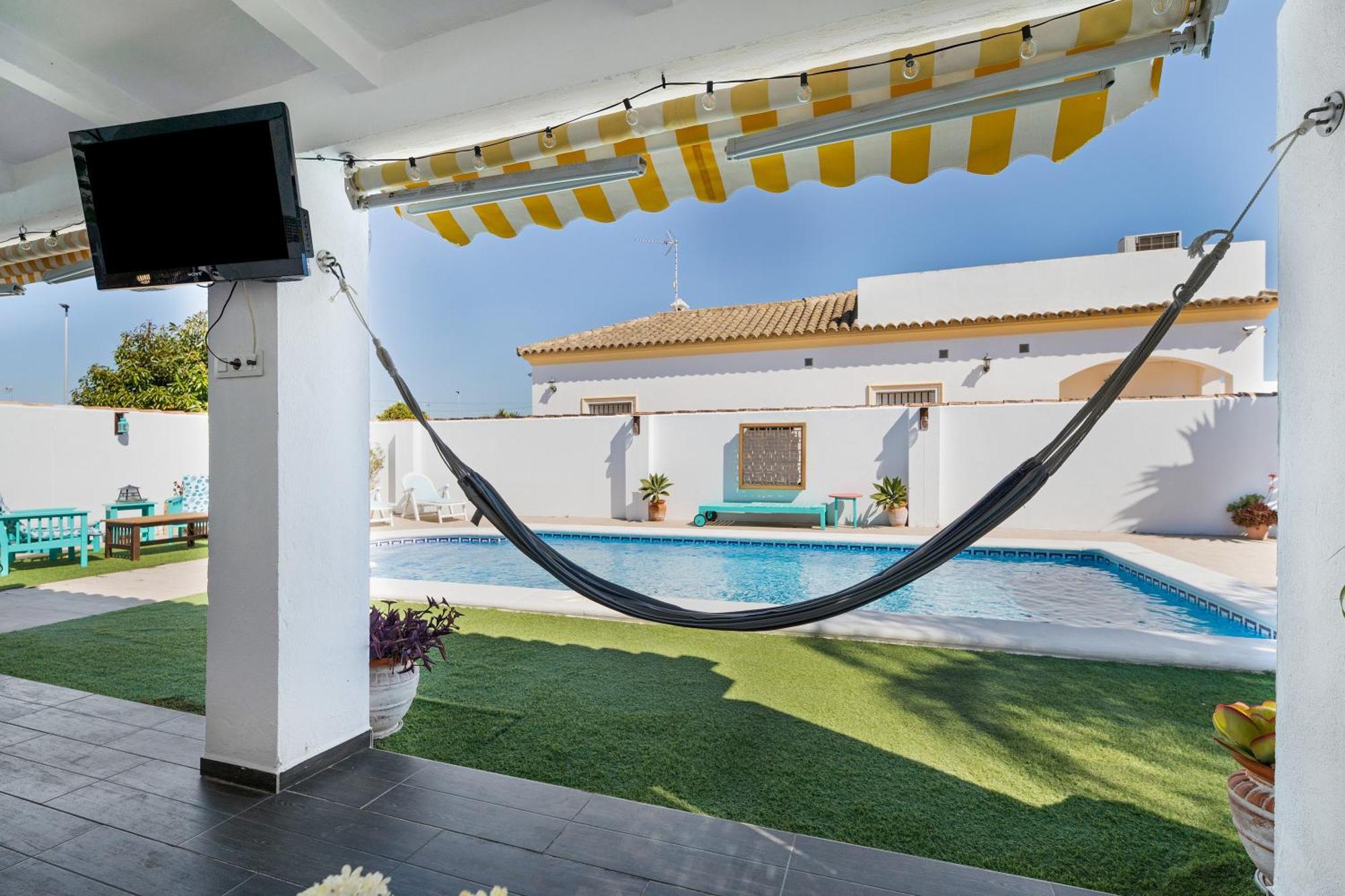 Casa Las Golondrinas-Solo Familias Chiclana de la Frontera Dış mekan fotoğraf